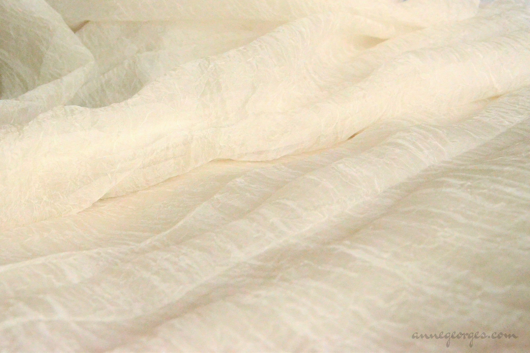 Pure Silk Scrunched Organza Fabric (Scrunch Silk Organza 60g