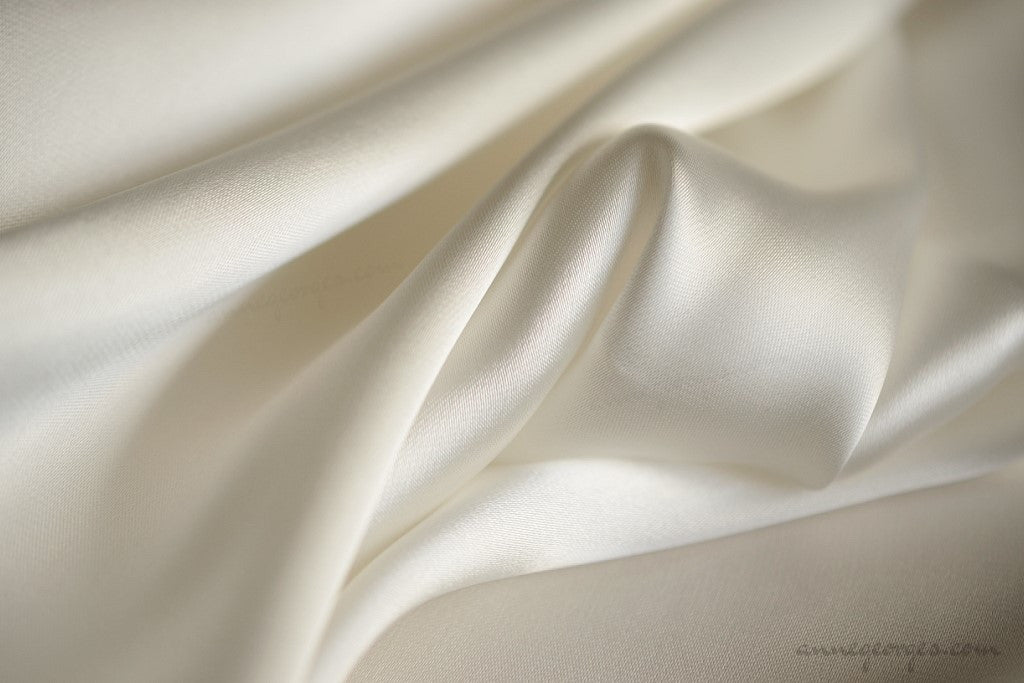Pure Silk Fabric with Rayon back. NUBUCK SILK ( Satinface, Unbleached ...